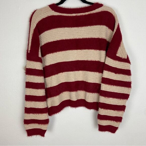 Sadie & Sage Red & Cream Striped Fuzzy Chunky Sweater Boho Holidays Cozy Large - Picture 2 of 11